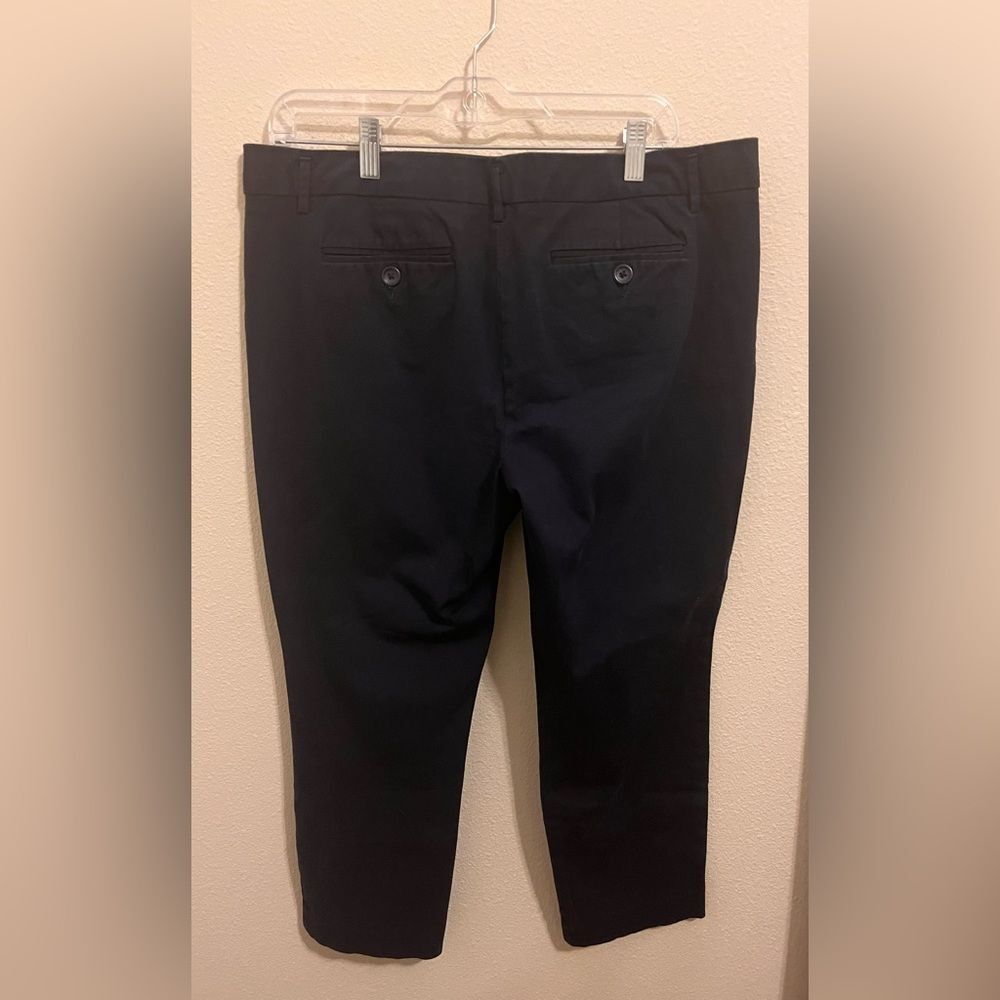 a.n.a Women's Dark Navy Cropped Pants - Picture 2 of 3